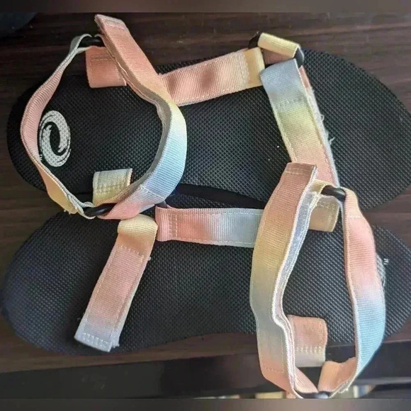 O'Rageous Women’s Tie Dye Strappy Sports Sandals Multicolor Size 7B - Picture 2 of 6